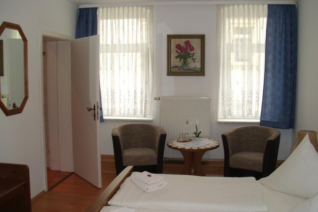 Pension Am Renner Dresden Room photo